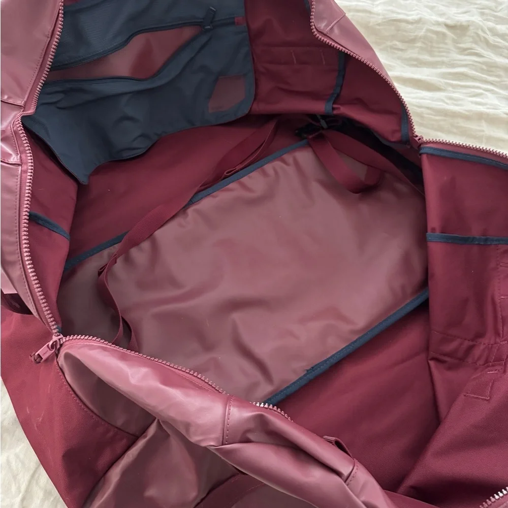 Away Burgundy Travel Bag - Picture 3 of 10